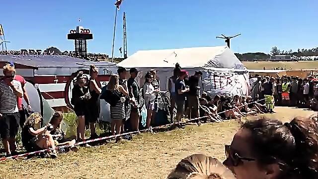 World-Euro-Danish & Nude People On Roskilde Festival 2015-1