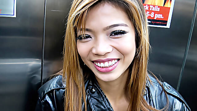 Thai Traveller’s Tuk-Tuk Date