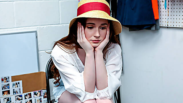 Shoplifter gets fucked and soaked in sperm by security guard