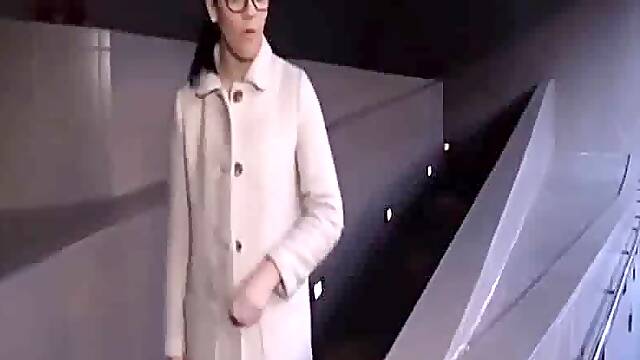 Jeune etudiante baisée en double penetration