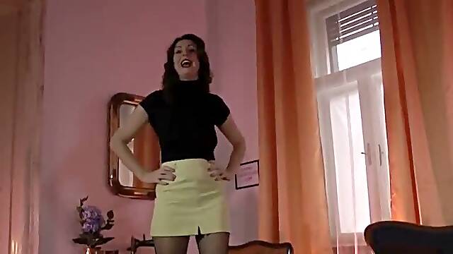 Pov british slut sucking