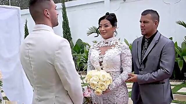 The Martix Wedding Chapter IV - Mariana Screws the Priest in a Baths After Getting Married