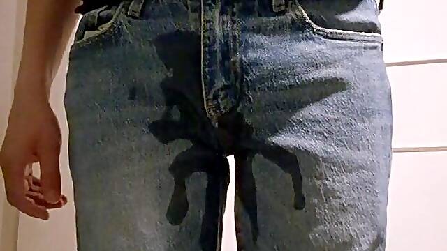 Panties pissing afresh