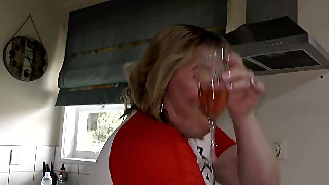 Trashy mother Id like to fuck sub whore desires booty plug tail and anal creampie for her Birthday present