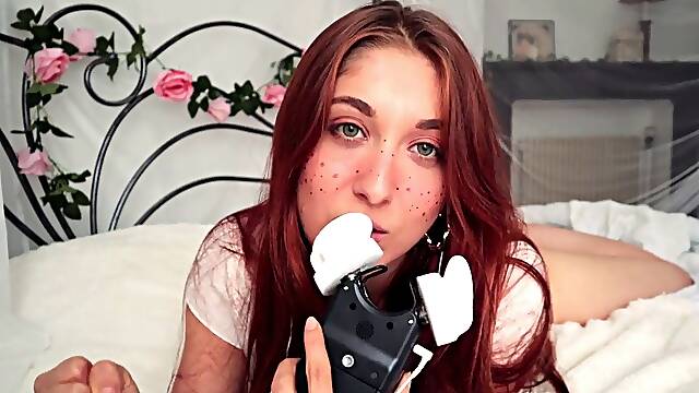 ASMR FRENCH JOI – murmured commands with countdown. (Tascam)